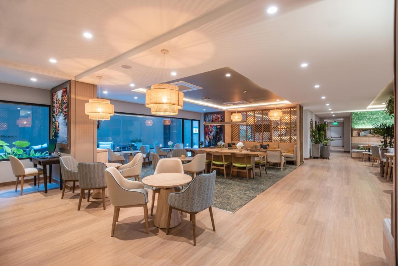 Hotel Fairfield By Marriott Medellin Sabaneta 3*